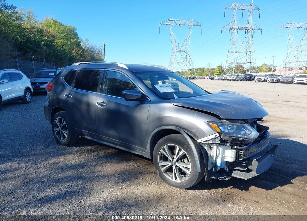 2019 NISSAN ROGUE SV VIN: JN8AT2MV2KW379519