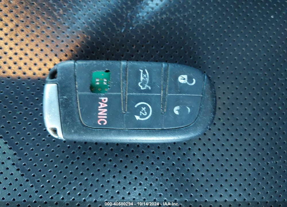 2014 CHRYSLER 300C AWD VIN: 2C3CCAKT1EH128594