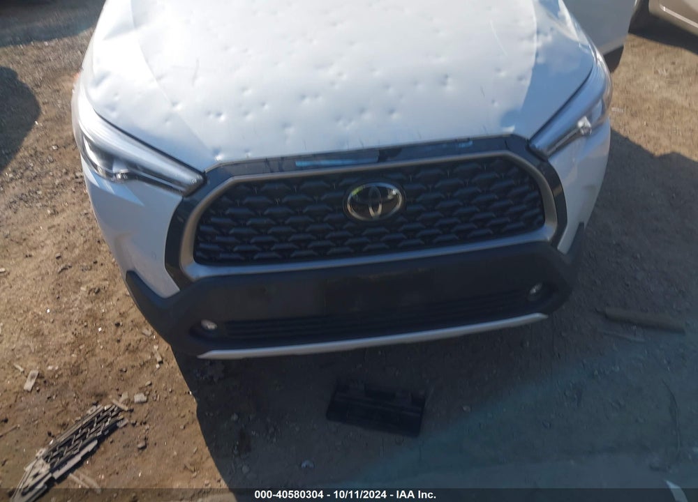 2023 TOYOTA COROLLA CROSS XLE VIN: 7MUEAAAG5PV053066