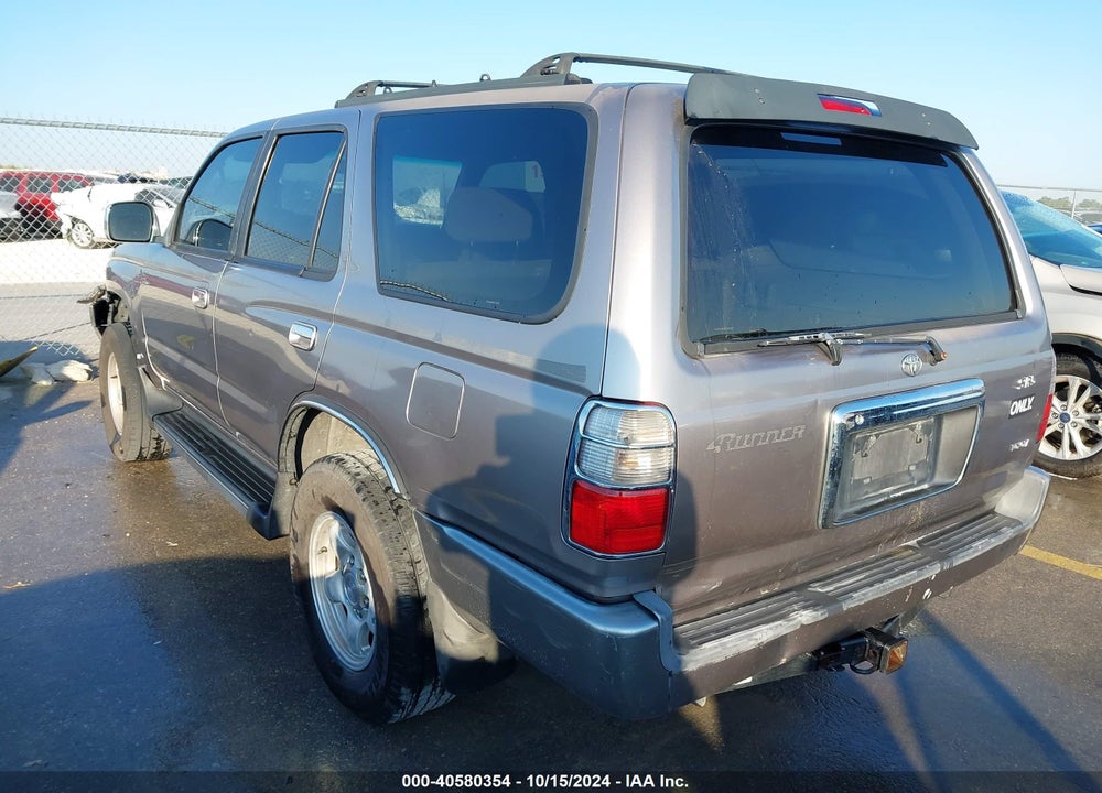 2002 TOYOTA 4RUNNER SR5 V6 VIN: JT3GN86R920223083