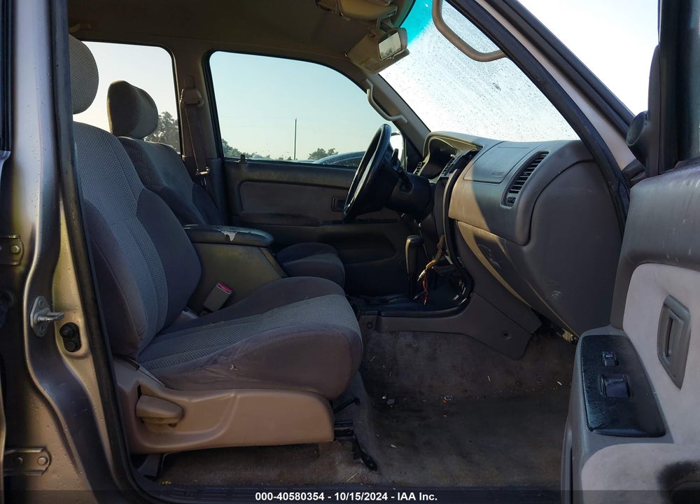 2002 TOYOTA 4RUNNER SR5 V6 VIN: JT3GN86R920223083