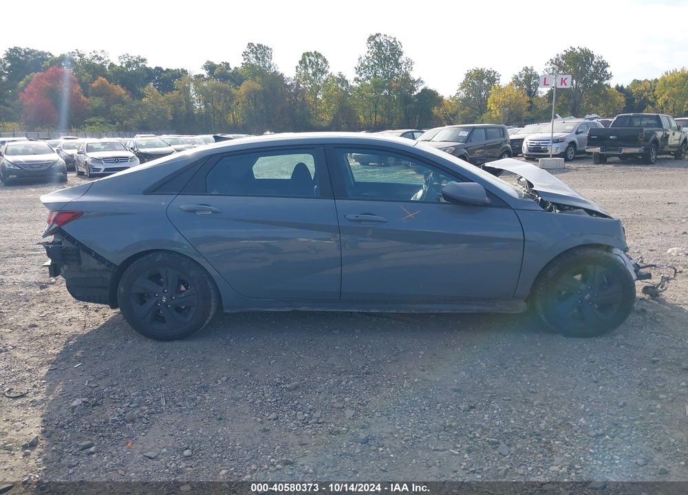2022 HYUNDAI ELANTRA SEL VIN: KMHLS4AG7NU370495