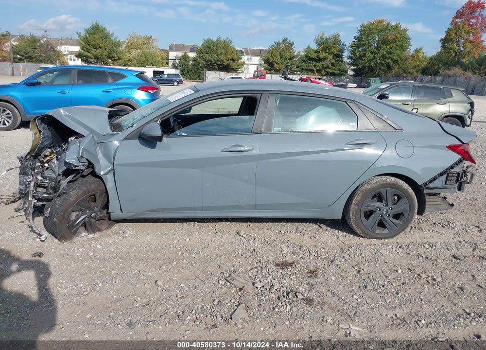 2022 HYUNDAI ELANTRA SEL VIN: KMHLS4AG7NU370495