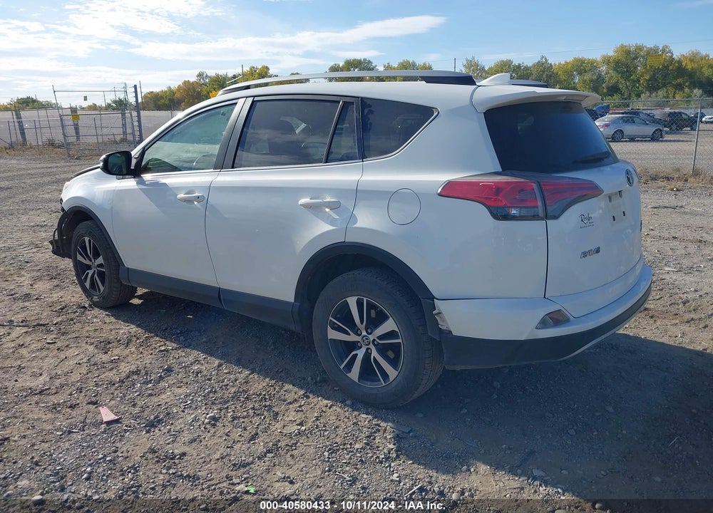 2017 TOYOTA RAV4 XLE VIN: JTMRFREV1HJ715597
