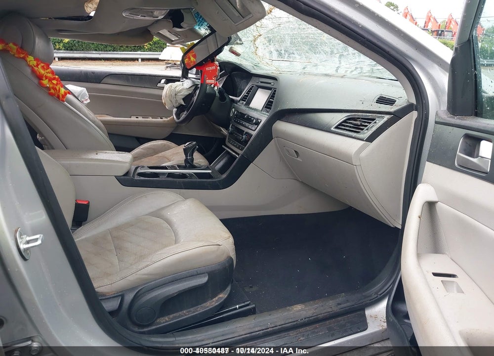 2017 HYUNDAI SONATA SPORT VIN: 5NPE34AF8HH549953