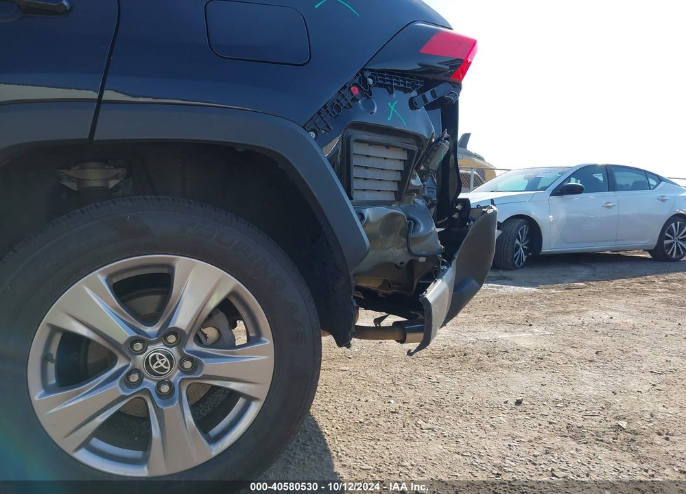 2023 TOYOTA RAV4 XLE VIN: 2T3W1RFV5PW267221