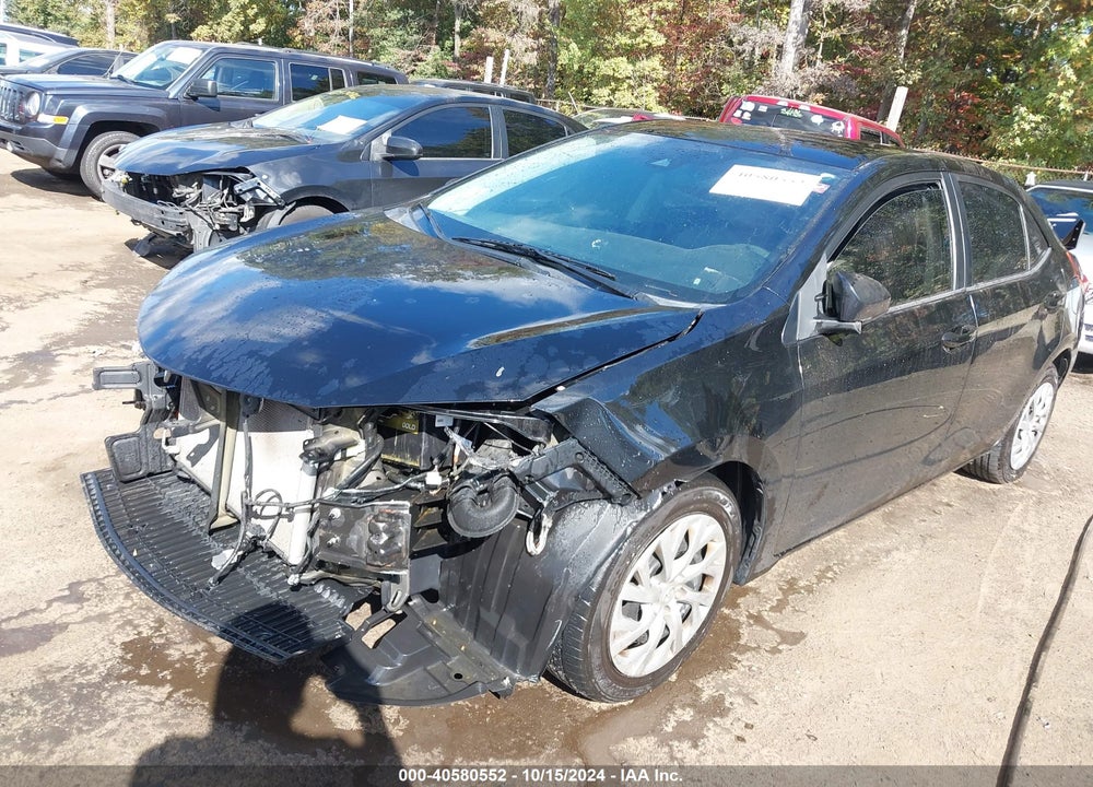 2018 TOYOTA COROLLA LE VIN: 2T1BURHE2JC059933