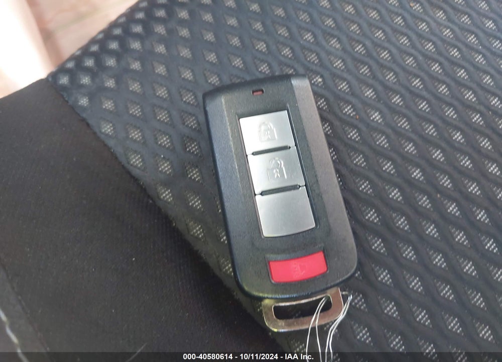 2018 MITSUBISHI OUTLANDER SE VIN: JA4AD3A3XJZ000436