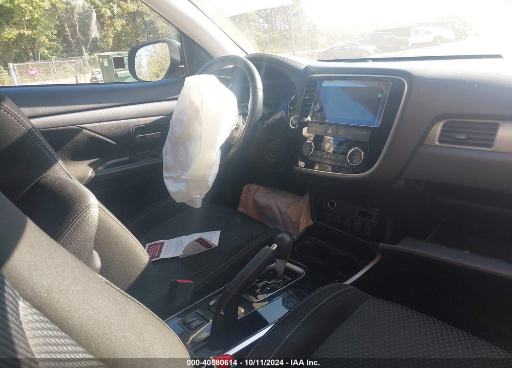 2018 MITSUBISHI OUTLANDER SE VIN: JA4AD3A3XJZ000436