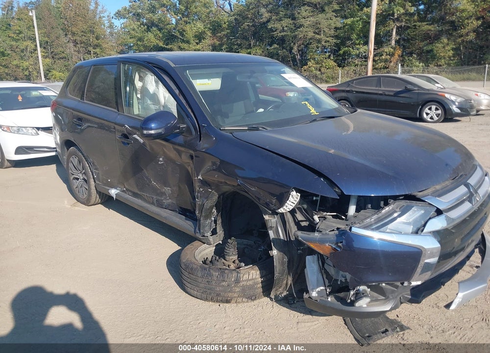 2018 MITSUBISHI OUTLANDER SE VIN: JA4AD3A3XJZ000436