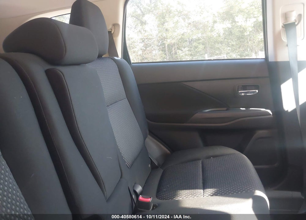 2018 MITSUBISHI OUTLANDER SE VIN: JA4AD3A3XJZ000436