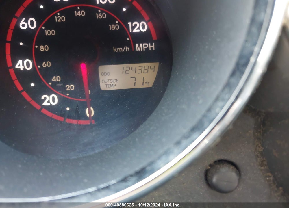 2005 TOYOTA MATRIX VIN: 2T1KR32E85C363684