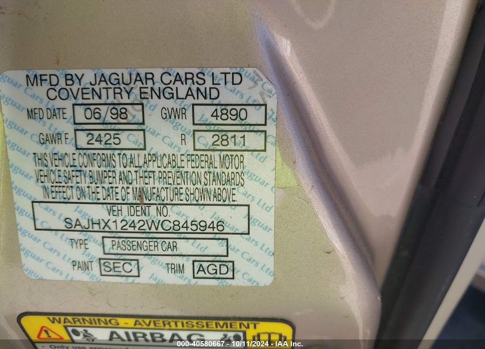 1998 JAGUAR XJ8 VIN: SAJHX1242WC845946