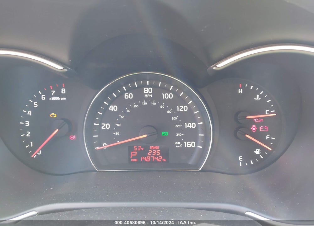 2015 KIA SORENTO LX VIN: 5XYKTCA66FG582449
