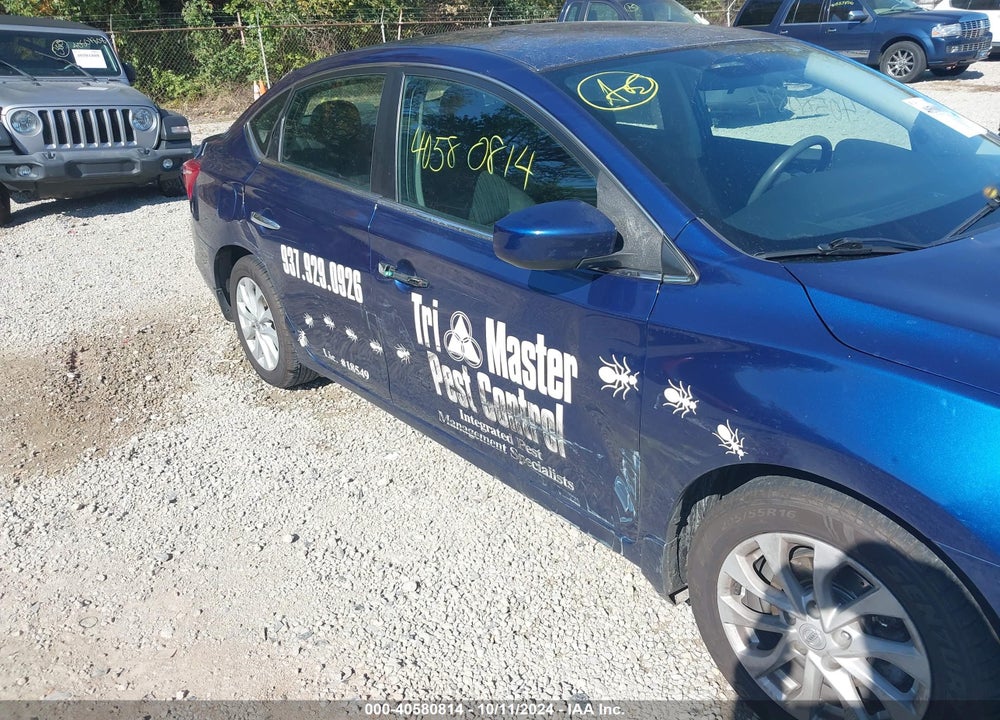 2018 NISSAN SENTRA SV VIN: 3N1AB7AP2JY215652