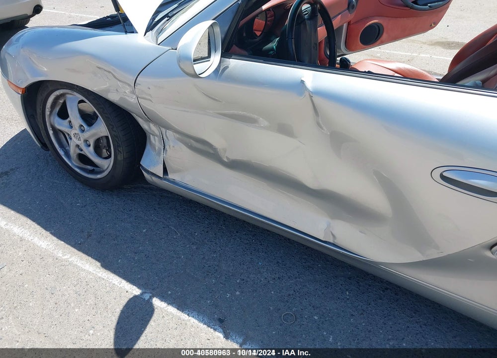 2000 PORSCHE BOXSTER VIN: WP0CA2989YU628240