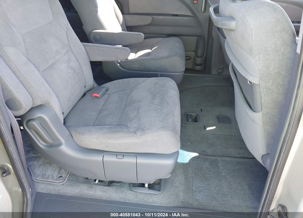 2006 HONDA ODYSSEY EX VIN: 5FNRL38406B043903