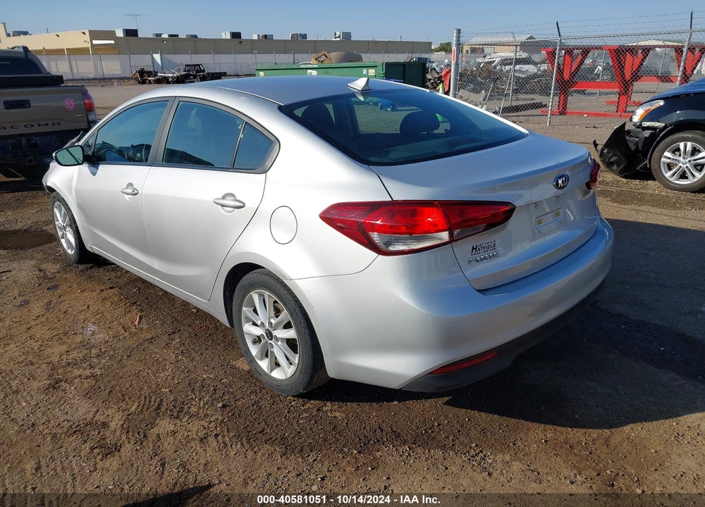 2017 KIA FORTE LX VIN: 3KPFL4A79HE017158