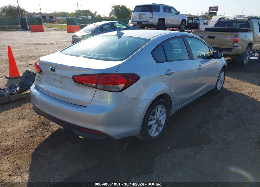 2017 KIA FORTE LX VIN: 3KPFL4A79HE017158