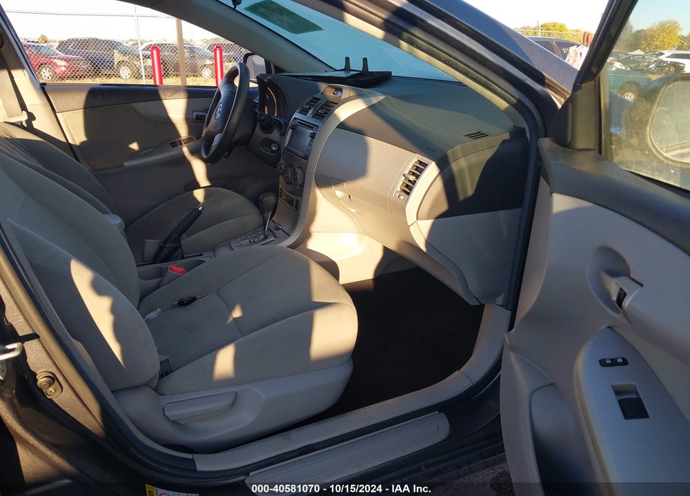 2013 TOYOTA COROLLA LE VIN: 2T1BU4EE8DC108094