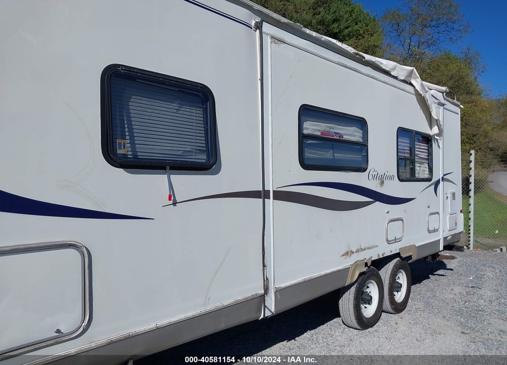 2004 CITATION THOR VIN: 1CNTD852X4M001581