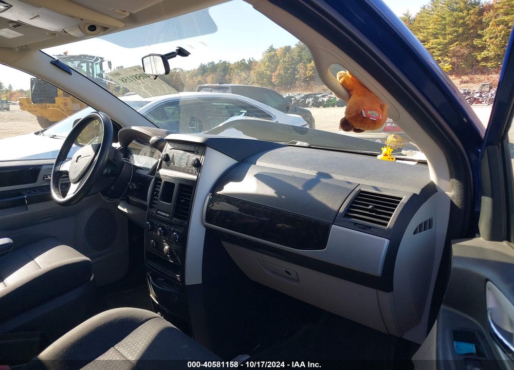 2010 DODGE GRAND CARAVAN SXT VIN: 2D4RN5D18AR175843