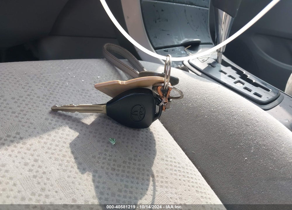 2013 TOYOTA COROLLA L VIN: JTDBU4EE7DJ114330