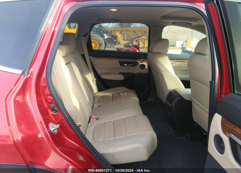2018 HONDA CR-V TOURING VIN: 2HKRW2H98JH660683