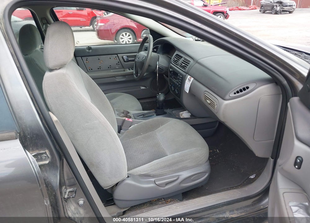 2003 FORD TAURUS SE VIN: 1FAFP53233G173738