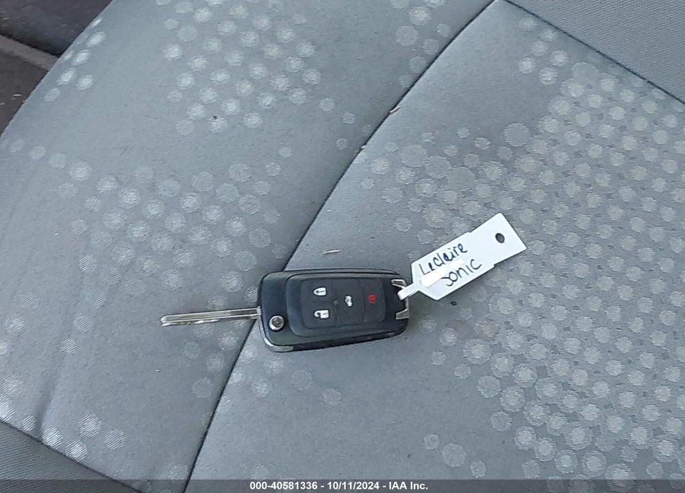 2014 CHEVROLET SONIC LS AUTO VIN: 1G1JA5SH0E4168070