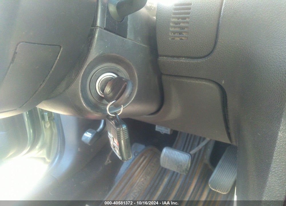 2005 FORD FIVE HUNDRED LIMITED VIN: 1FAFP25185G200888
