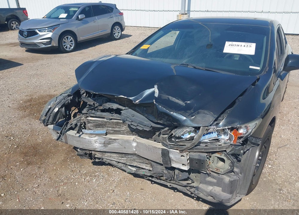 2014 HONDA CIVIC LX VIN: 19XFB2F51EE235184