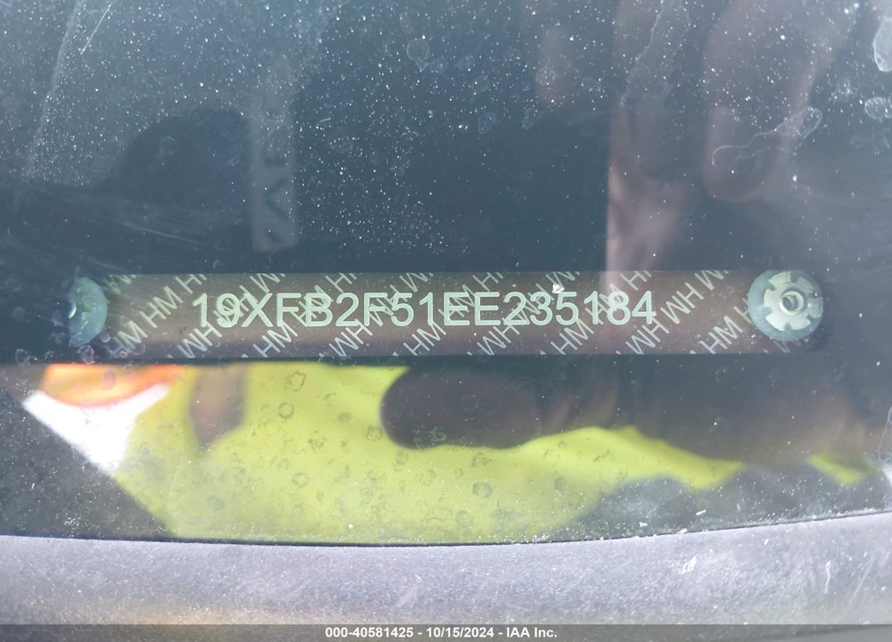2014 HONDA CIVIC LX VIN: 19XFB2F51EE235184