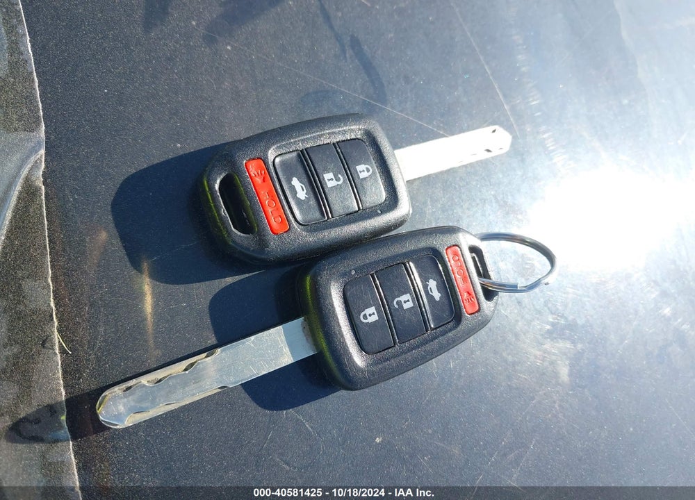 2014 HONDA CIVIC LX VIN: 19XFB2F51EE235184
