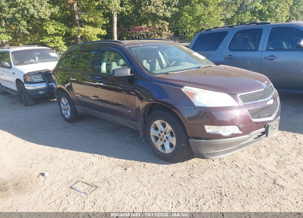 2010 CHEVROLET TRAVERSE LS VIN: 1GNLREED0AS137111