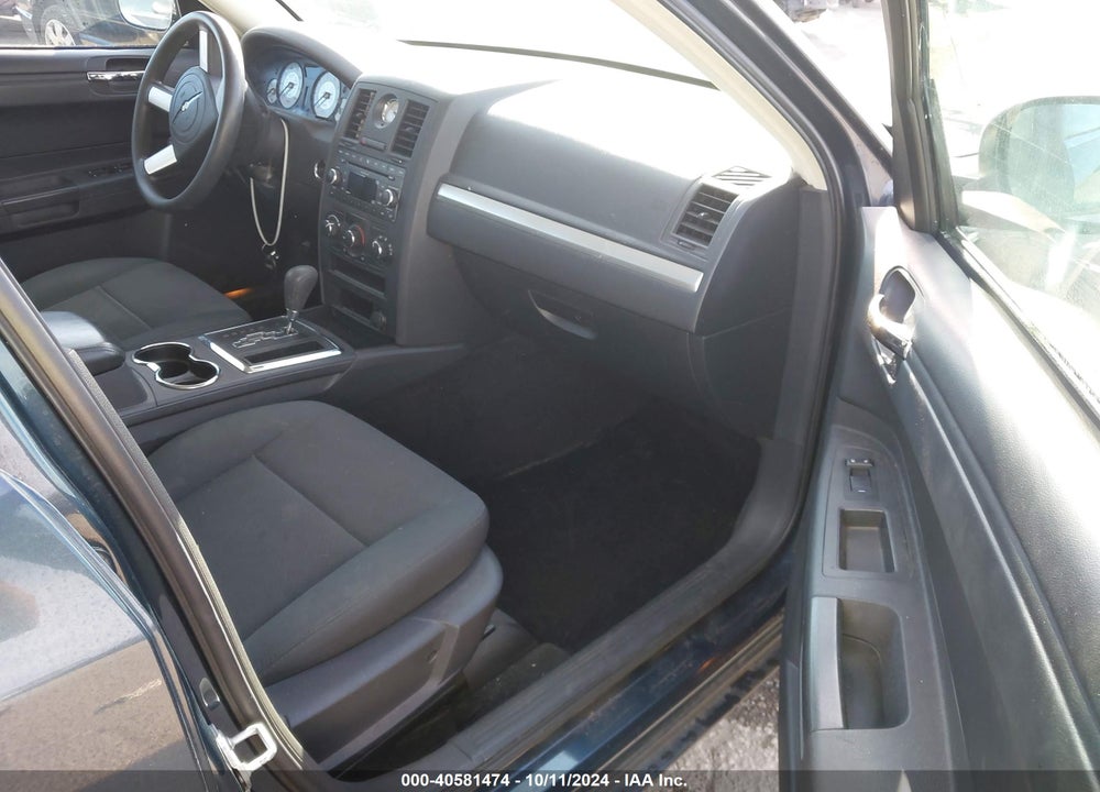 2008 CHRYSLER 300 LX VIN: 2C3KA43R58H218843
