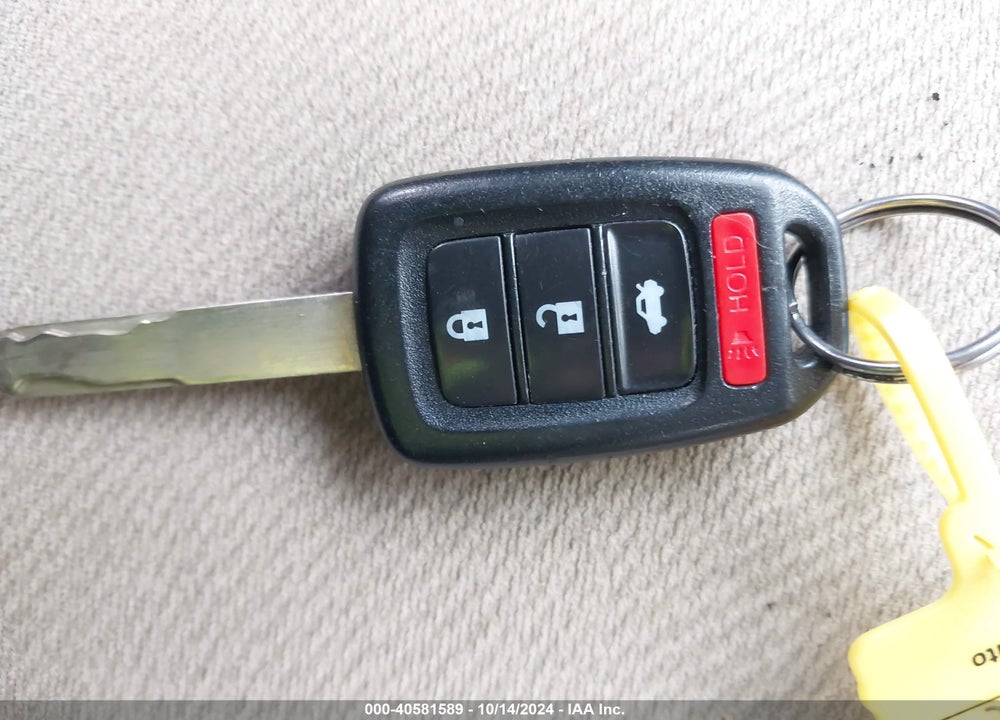 2013 HONDA ACCORD LX VIN: 1HGCR2F36DA147537
