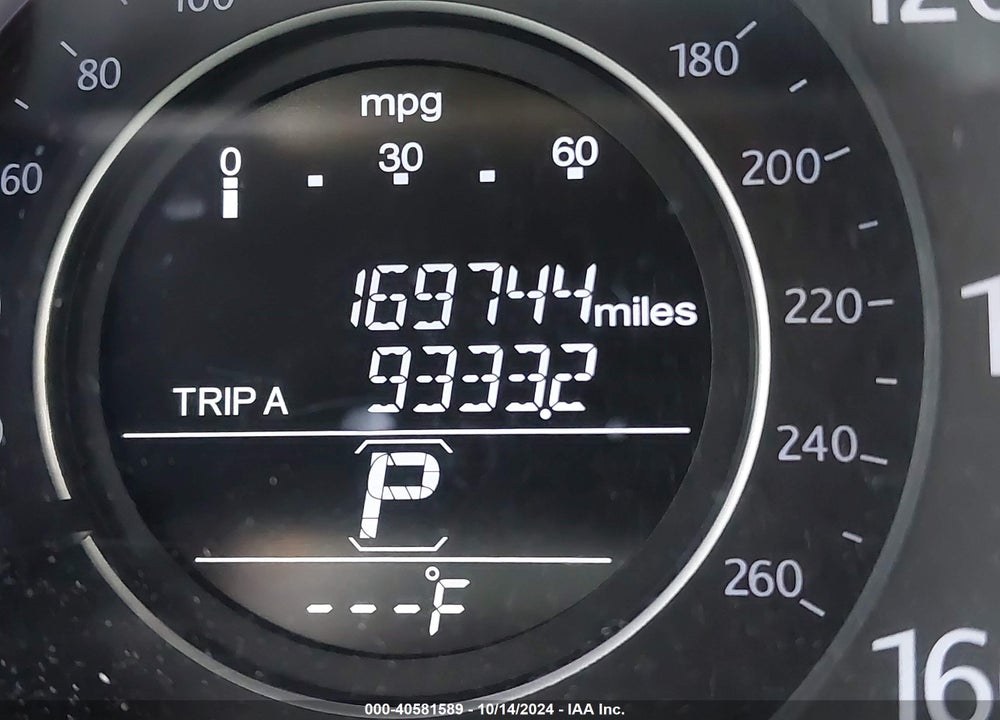 2013 HONDA ACCORD LX VIN: 1HGCR2F36DA147537