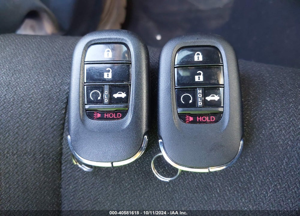 2024 HONDA ACCORD LX VIN: 1HGCY1F24RA011192