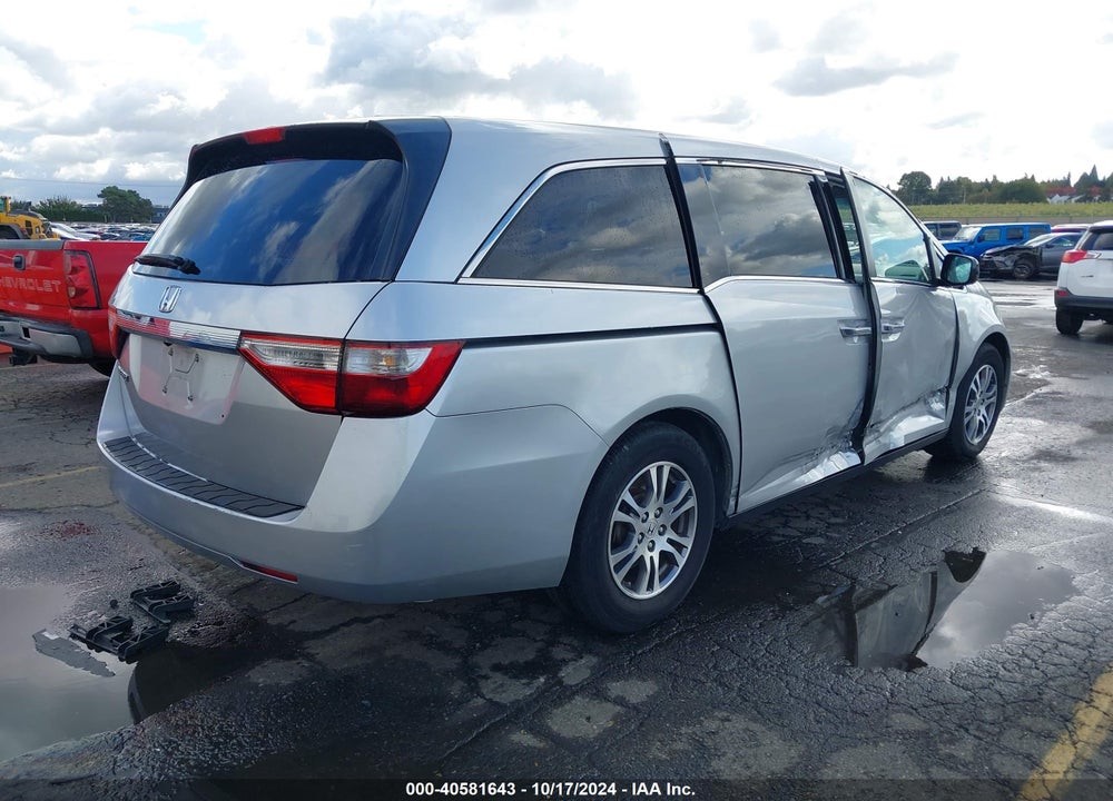 2011 HONDA ODYSSEY EX-L VIN: 5FNRL5H65BB093896
