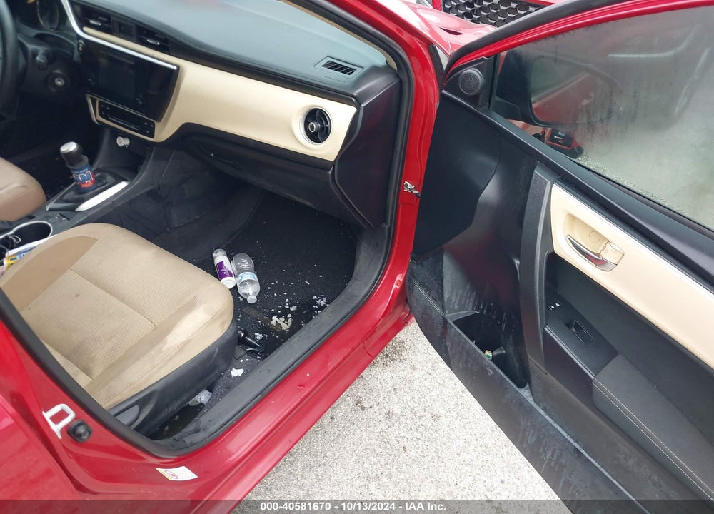 2018 TOYOTA COROLLA LE VIN: 2T1BURHE2JC996510