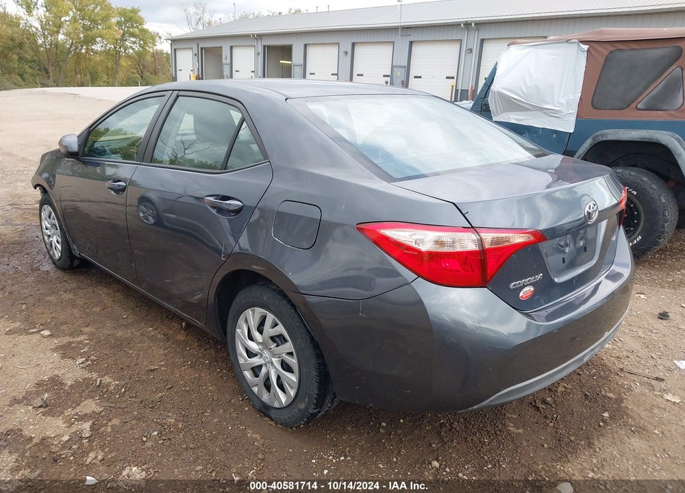 2018 TOYOTA COROLLA LE VIN: 5YFBURHE4JP852229