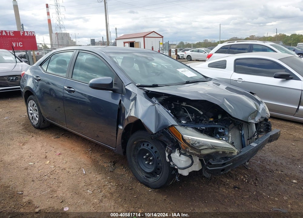 2018 TOYOTA COROLLA LE VIN: 5YFBURHE4JP852229