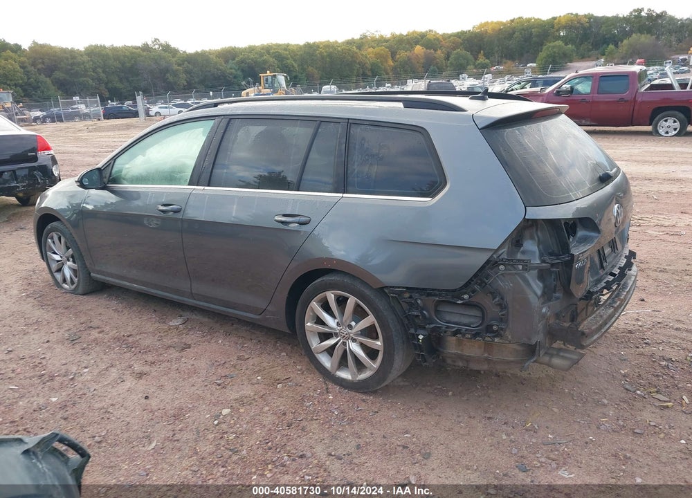 2015 VOLKSWAGEN GOLF SPORTWAGEN TSI SE 4-DOOR VIN: 3VWC17AUXFM514736
