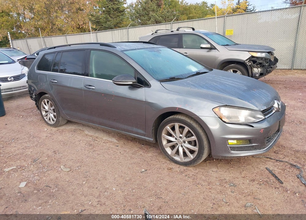 2015 VOLKSWAGEN GOLF SPORTWAGEN TSI SE 4-DOOR VIN: 3VWC17AUXFM514736