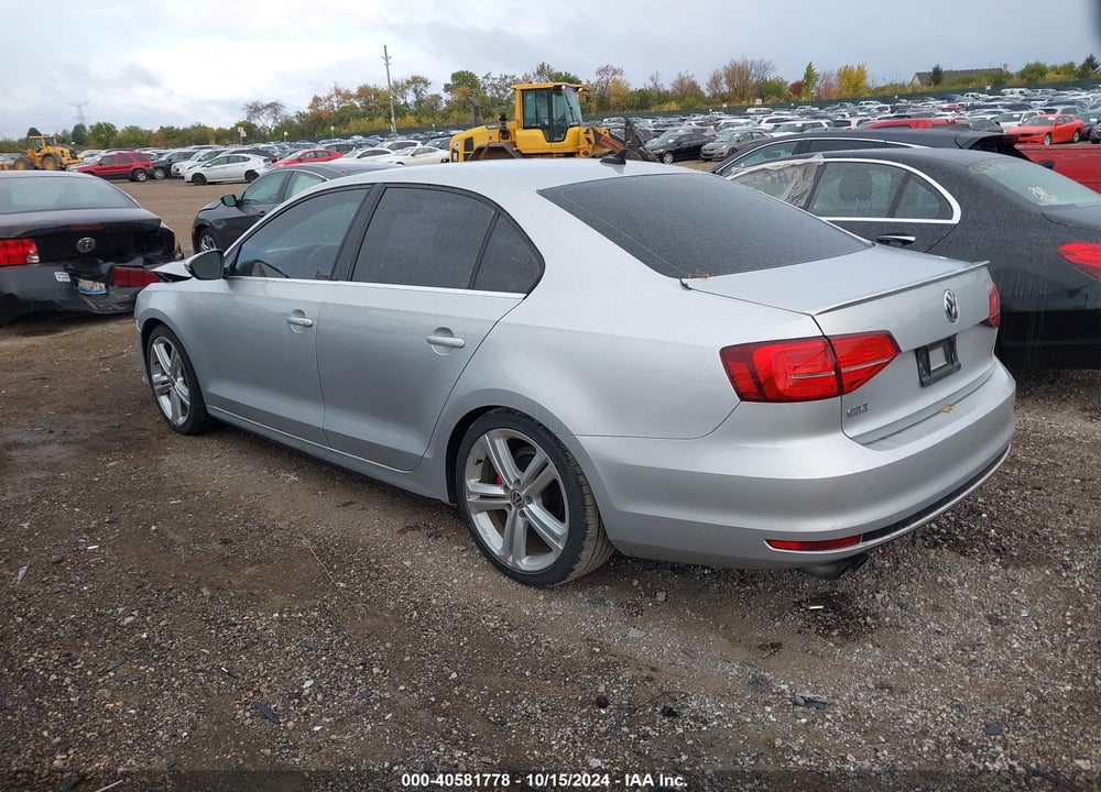 2015 VOLKSWAGEN JETTA VIN: 3VW4S7AJ5FM265723