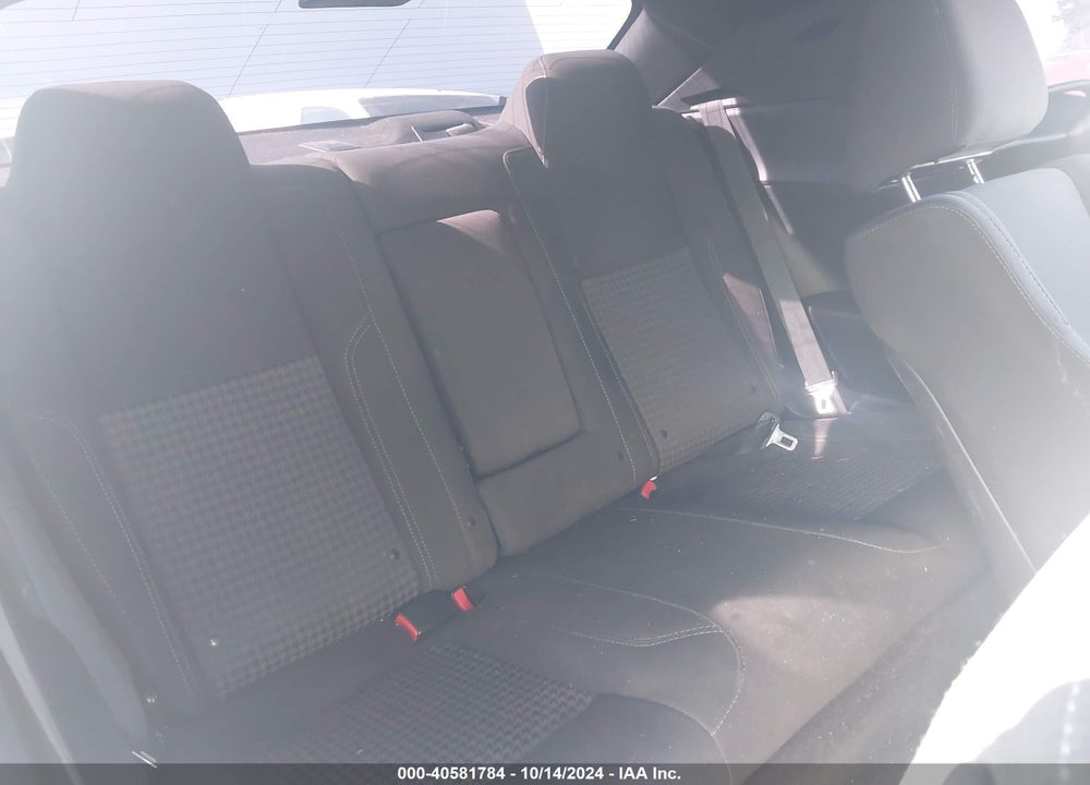 2018 DODGE CHALLENGER SXT VIN: 2C3CDZAG1JH127939