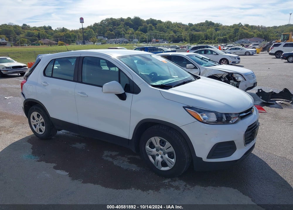 2018 CHEVROLET TRAX LS VIN: KL7CJKSB8JB630002