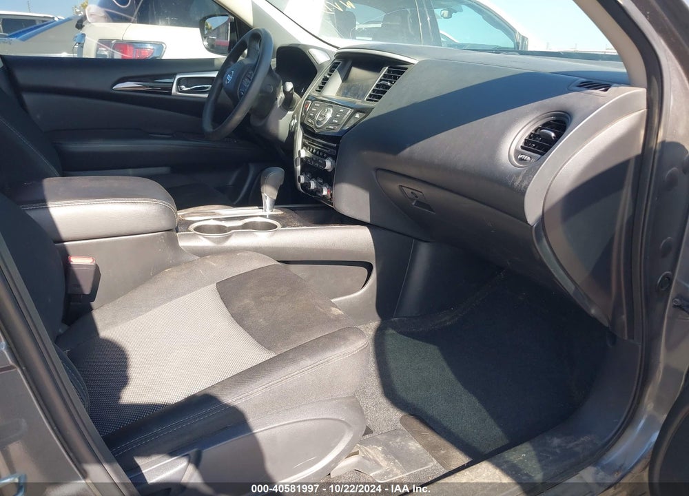 2020 NISSAN PATHFINDER S 2WD VIN: 5N1DR2AN5LC643553