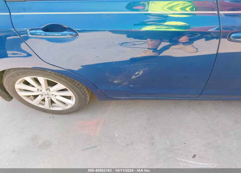 2012 HONDA CIVIC EX-L VIN: 19XFB2F95CE027020